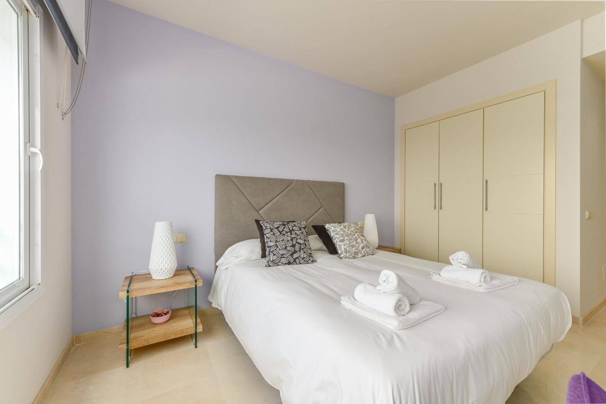 Alcazaba Lagoon 2425 Luxury Private Beach Estepona Bagian luar foto