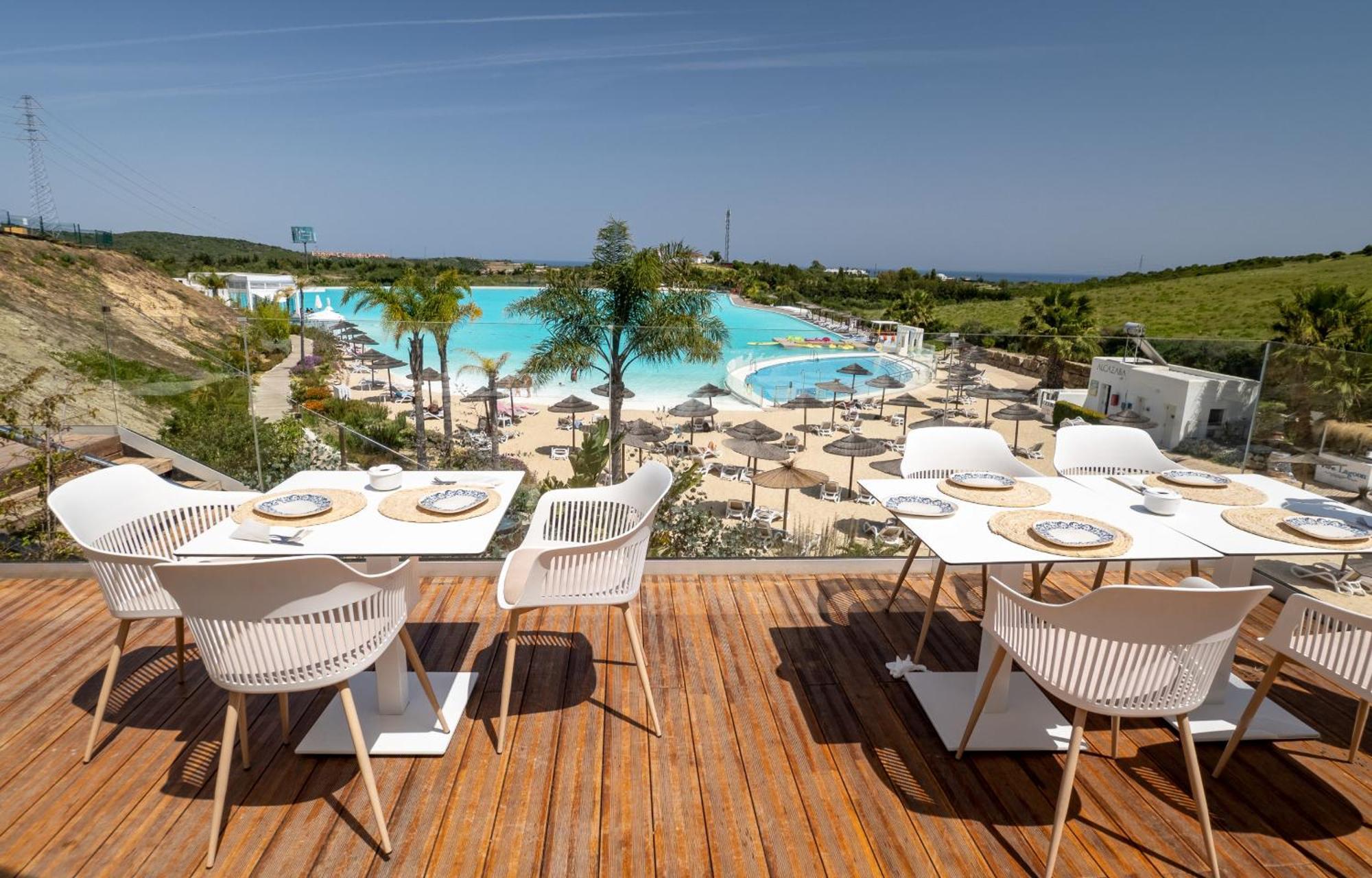 Alcazaba Lagoon 2425 Luxury Private Beach Estepona Bagian luar foto
